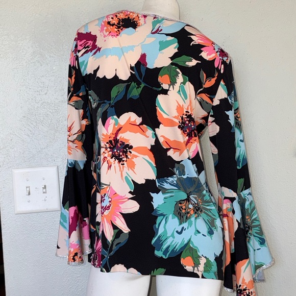 Prelude Floral Bell Sleeve Bling Rhinestone Embellished Stretch Knit Blouse Sz L - Picture 8 of 11